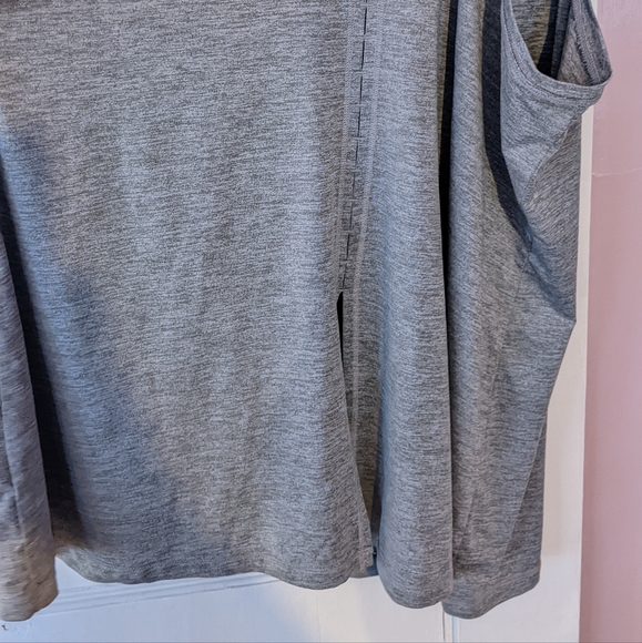 Livi Active Tank - Picture 3 of 3